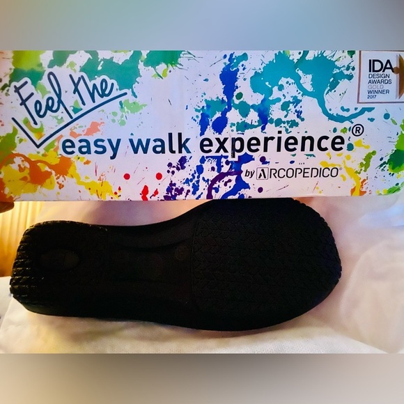 🆕 ARCOPEDICO “Lolita” Water-Resistant Shoes in Dark Navy Blue size 🇵🇹38 or 🇺🇸7 - Picture 2 of 5